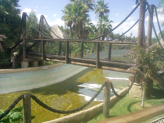 Bridge handrail net